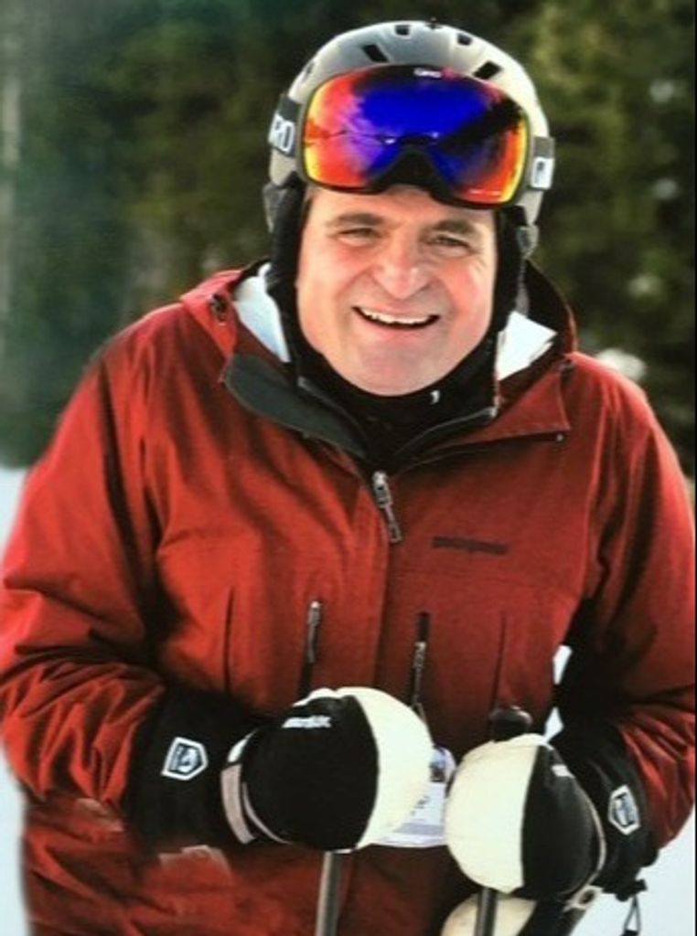 Robert "Bob" Vozar