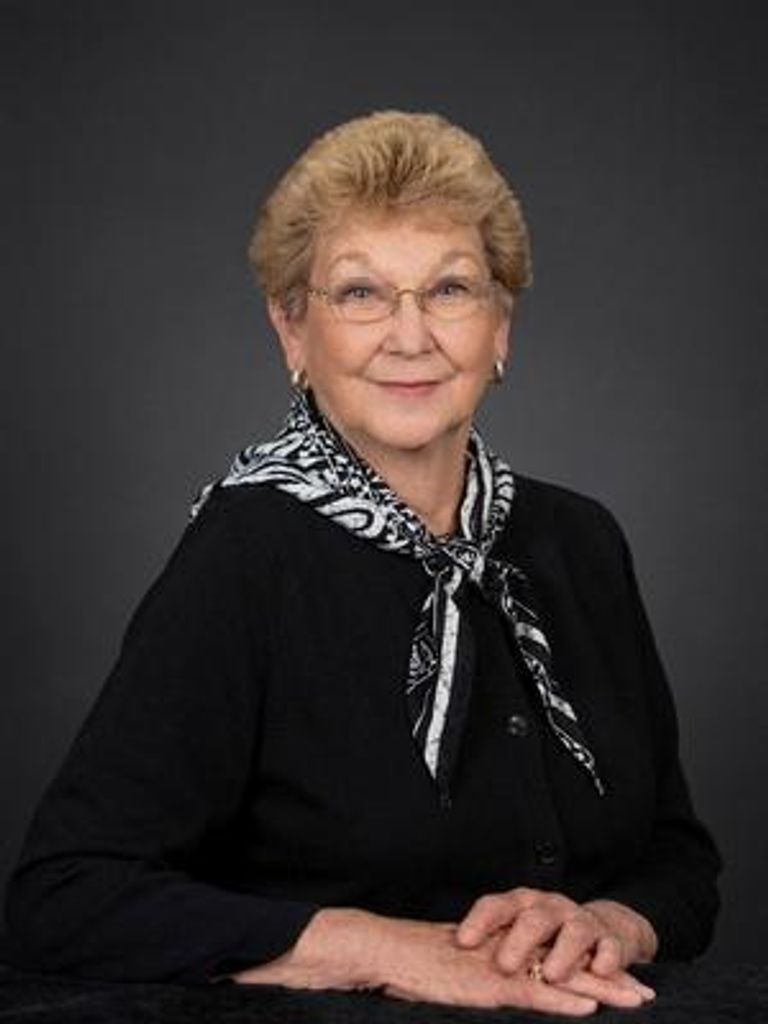 Geraldine Faye Gray Profile Photo