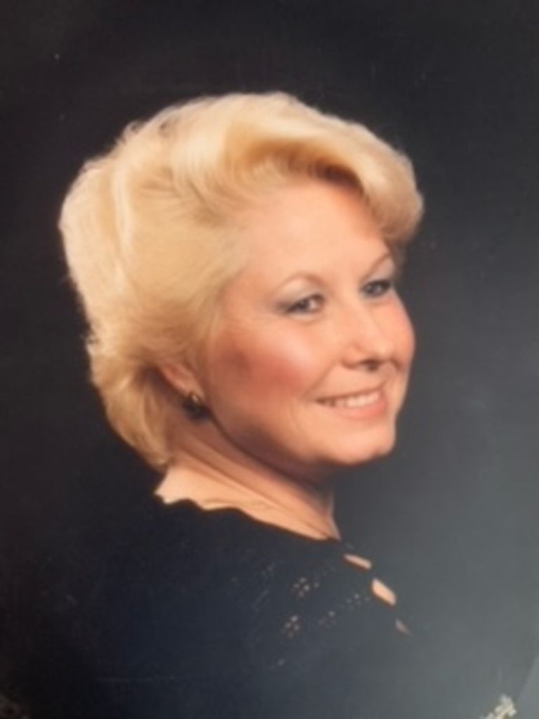 Donna Dunn Martin Profile Photo