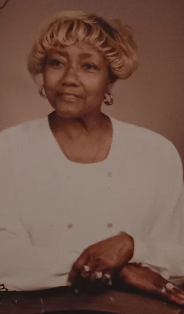 Nona Catherine Jones-Walker Profile Photo