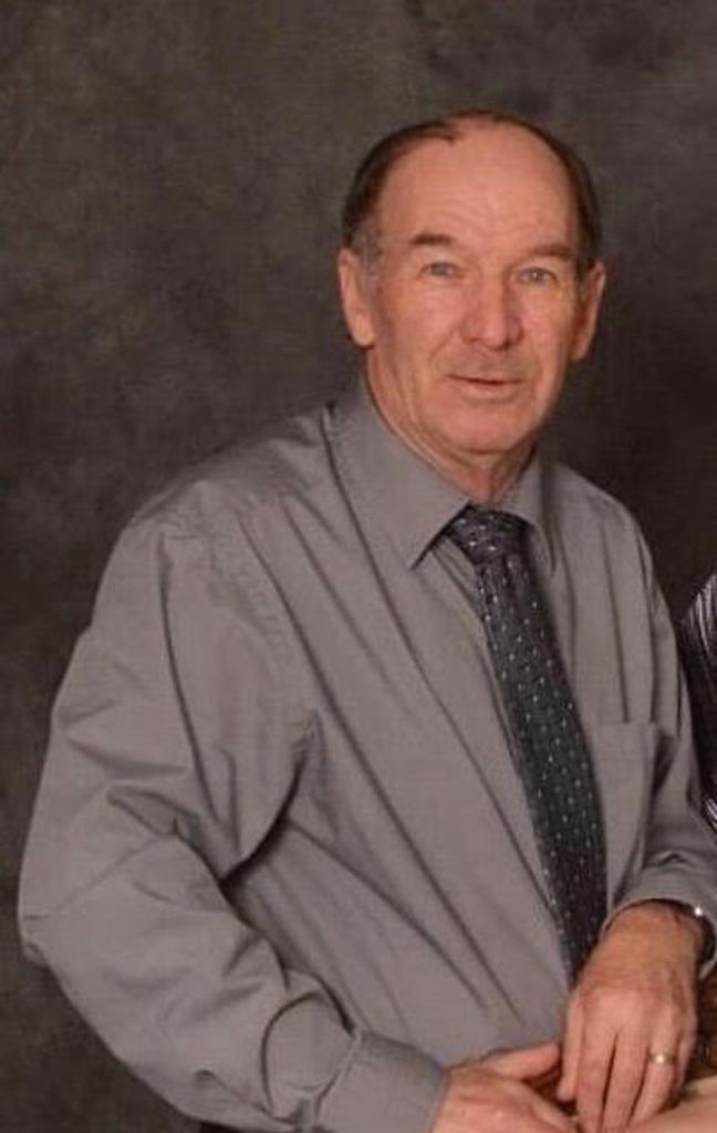 Lloyd (Rayfield) Hunt Profile Photo