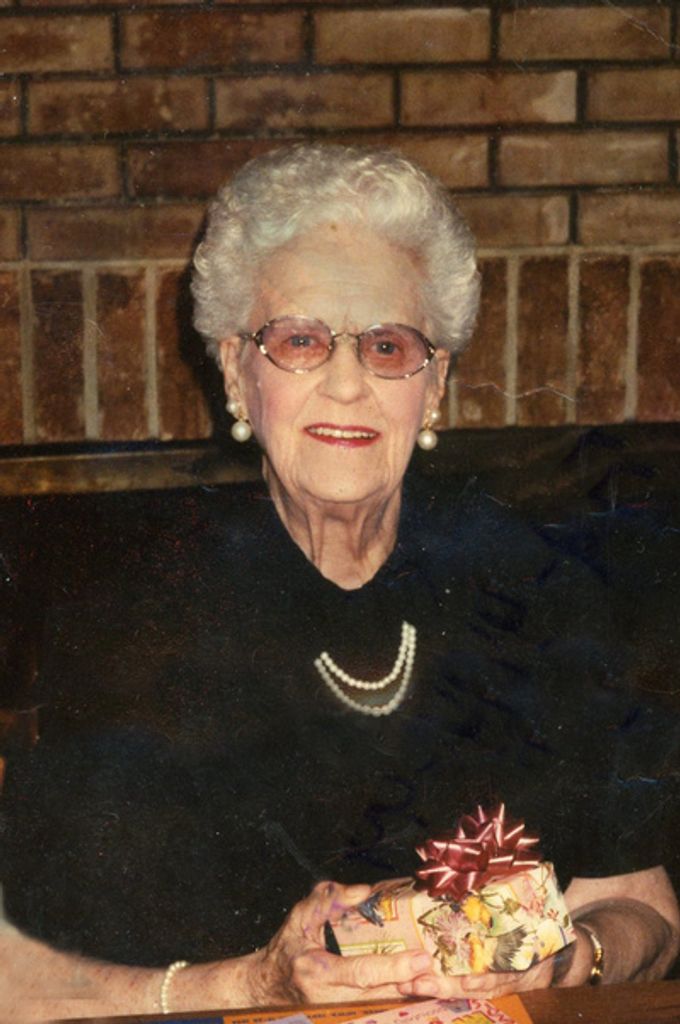 Sylvia Wolfe Profile Photo