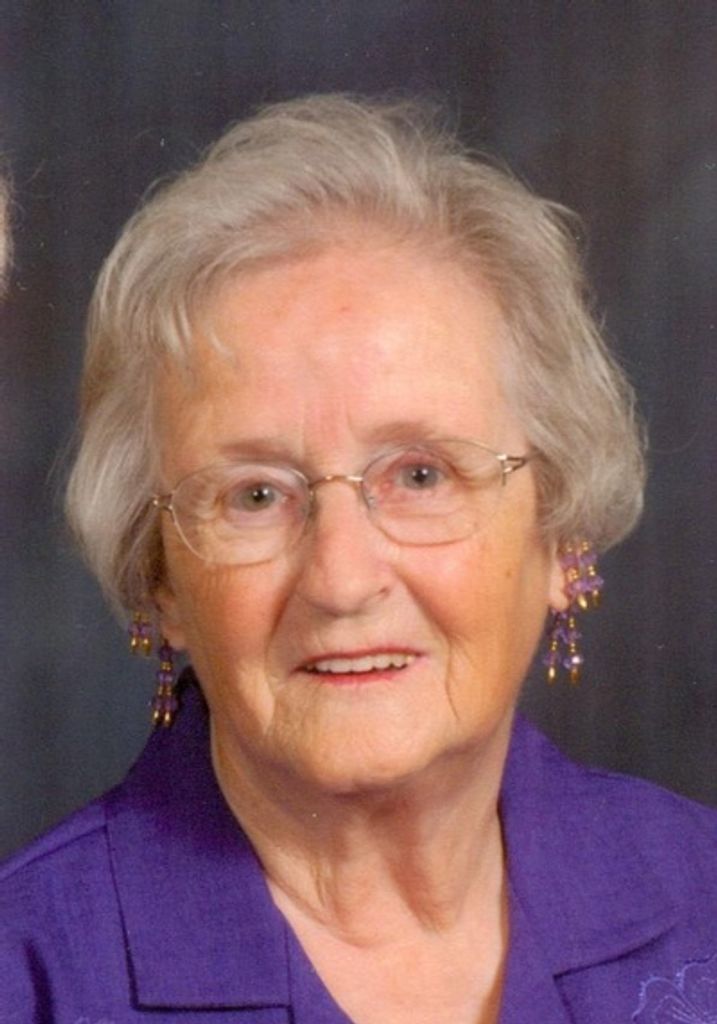 Anna Mae Robbins Profile Photo