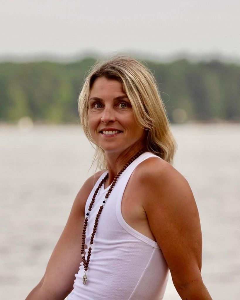 Roslynn Davies