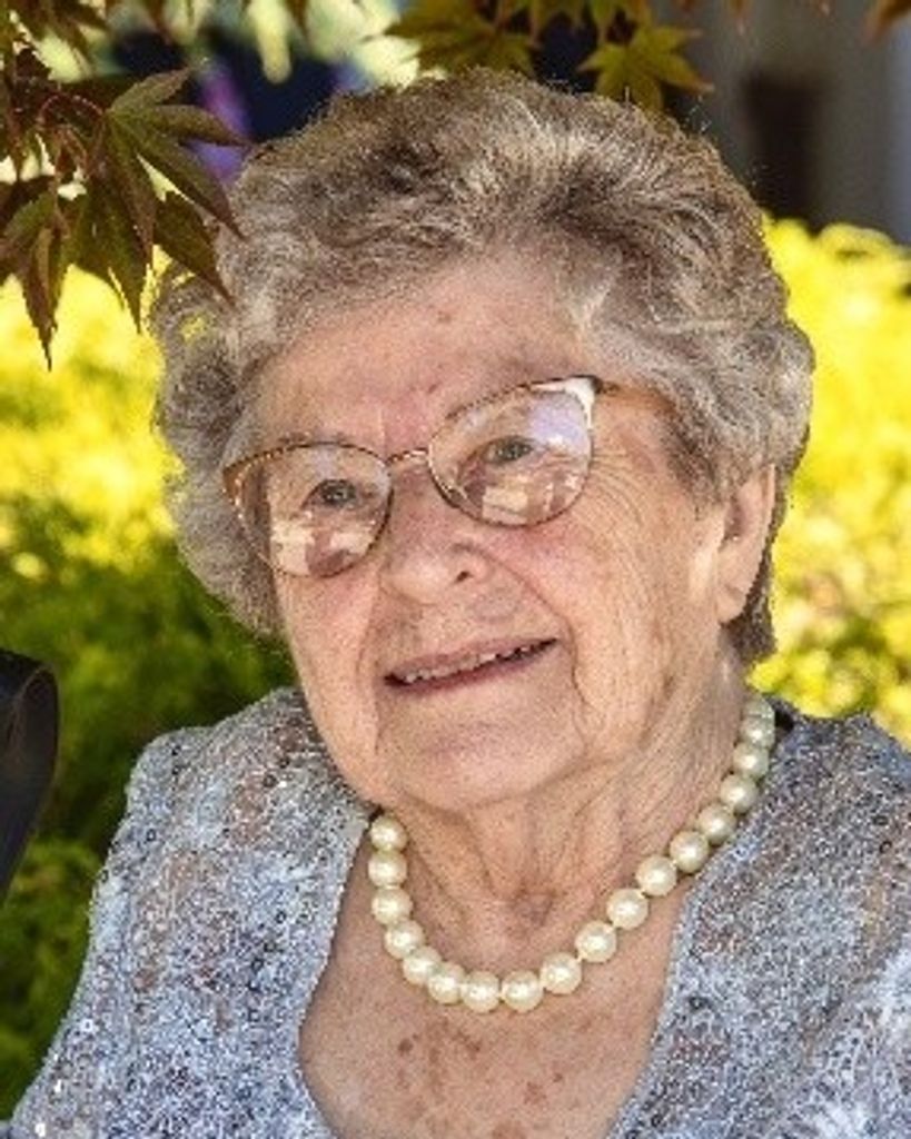 Carol Ann Hinchman Profile Photo