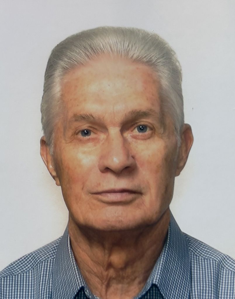 Leon S. Bajadek