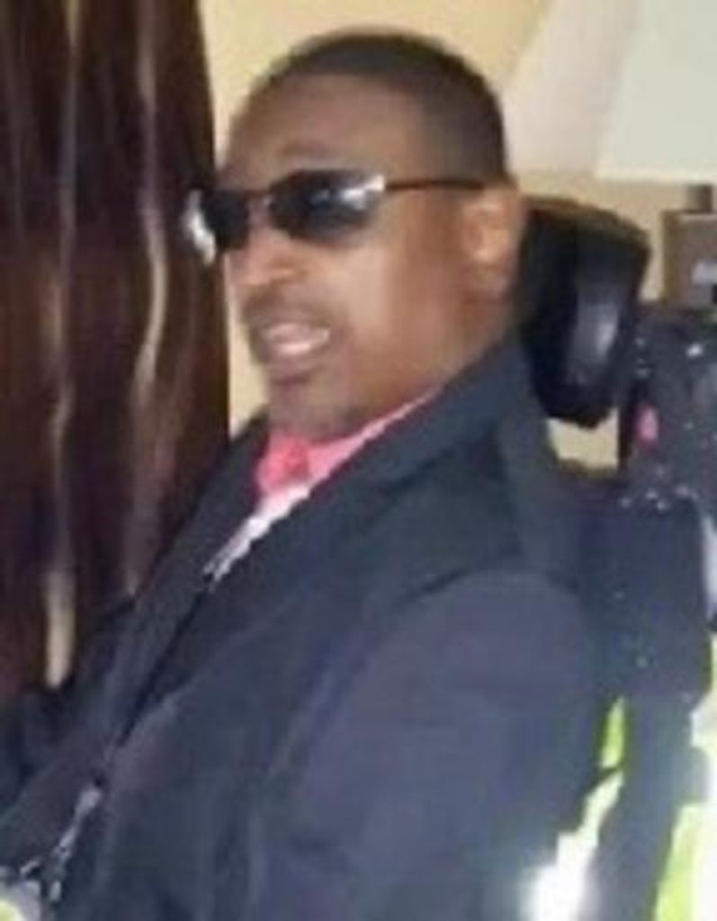 Christopher Darnell Profile Photo