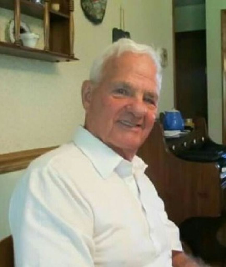 Cecil  Willard