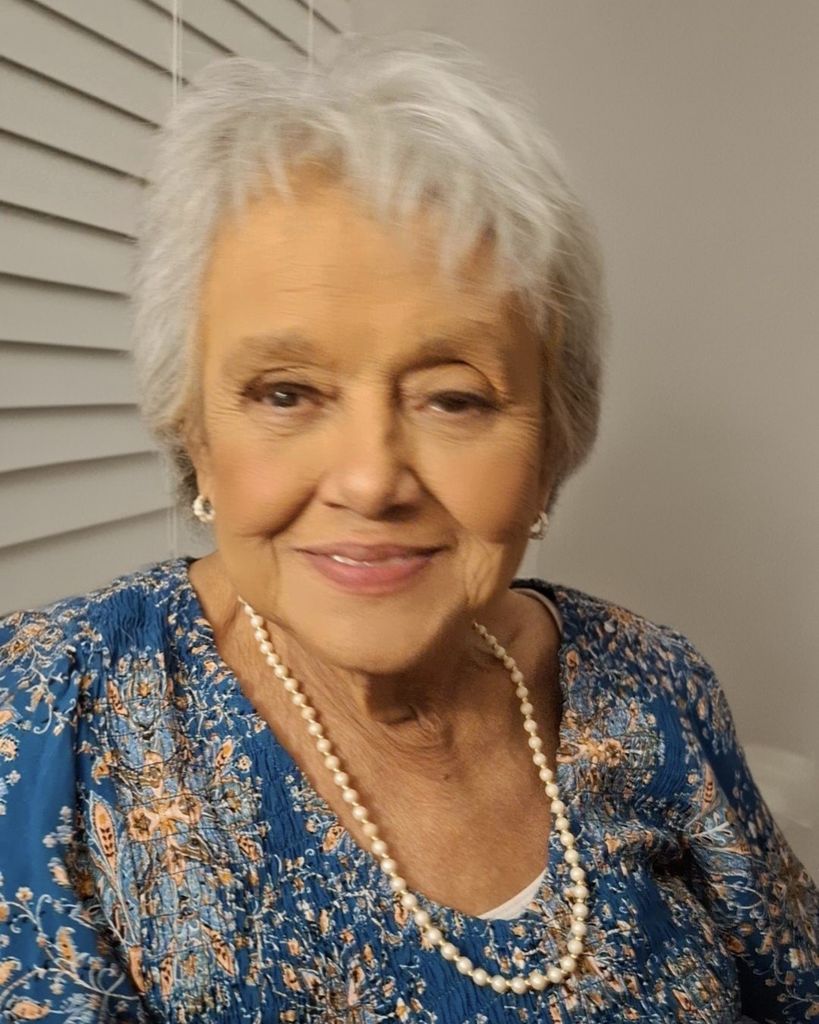 Dolores Del Carmen Alvarado - Medina Profile Photo