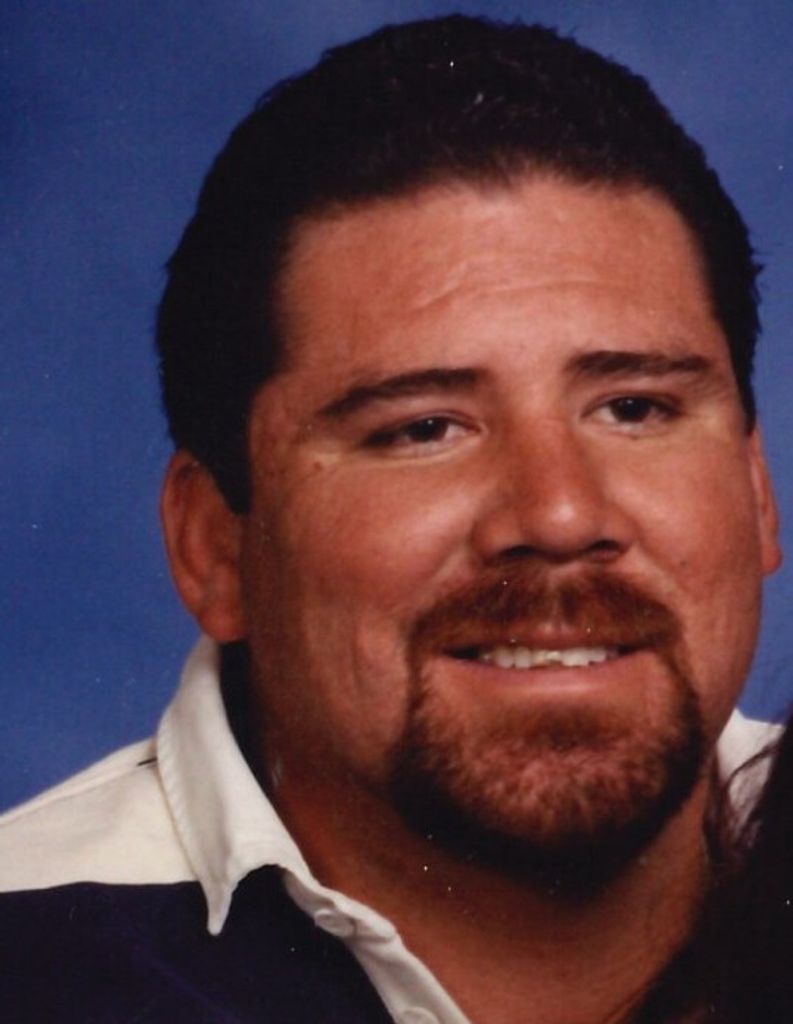 Kenneth Flores Profile Photo