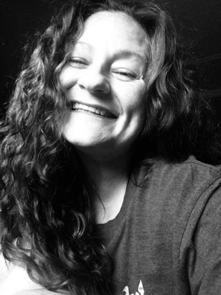 Mandy Dawn Thomas Profile Photo