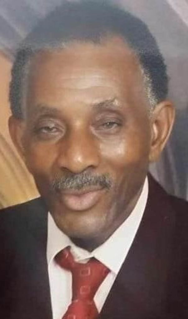 Robert Lee Young Profile Photo