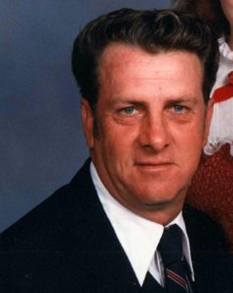 Riley Fox Profile Photo