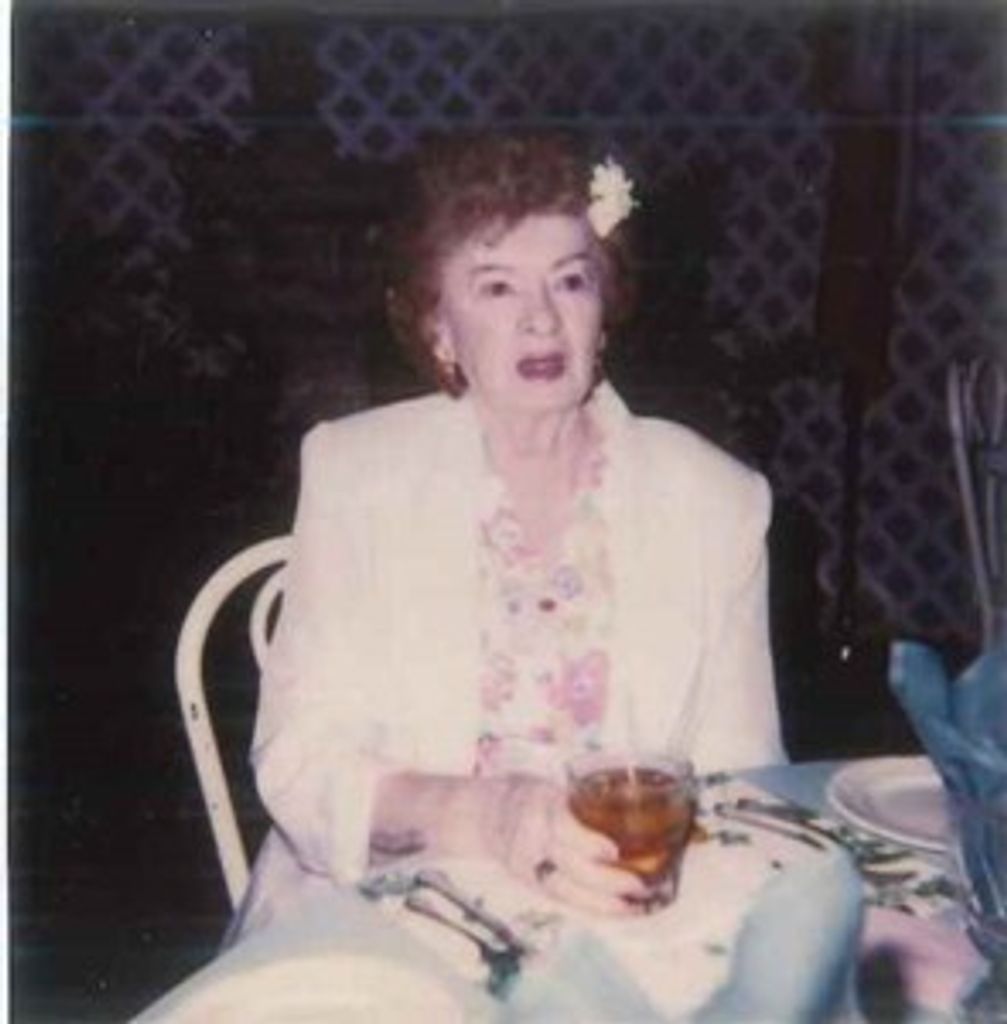 Patricia "Pat"G. Knapp
