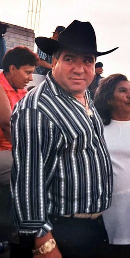 Francisco Avila photo gallery thumbnail 28 of 80