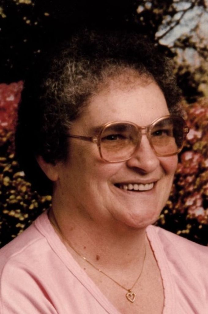 Margaret V. (Slama)  Dusek