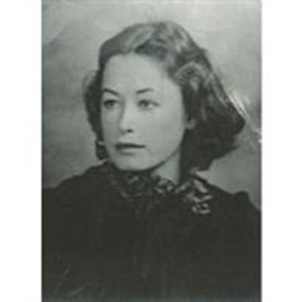 Dorothy E Bussell
