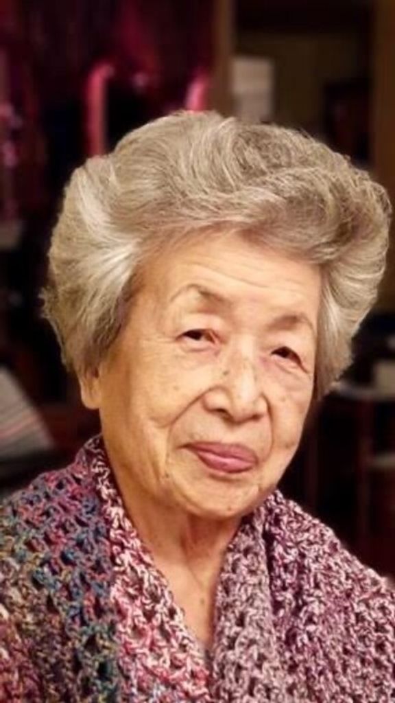 Husako Kawabata Profile Photo