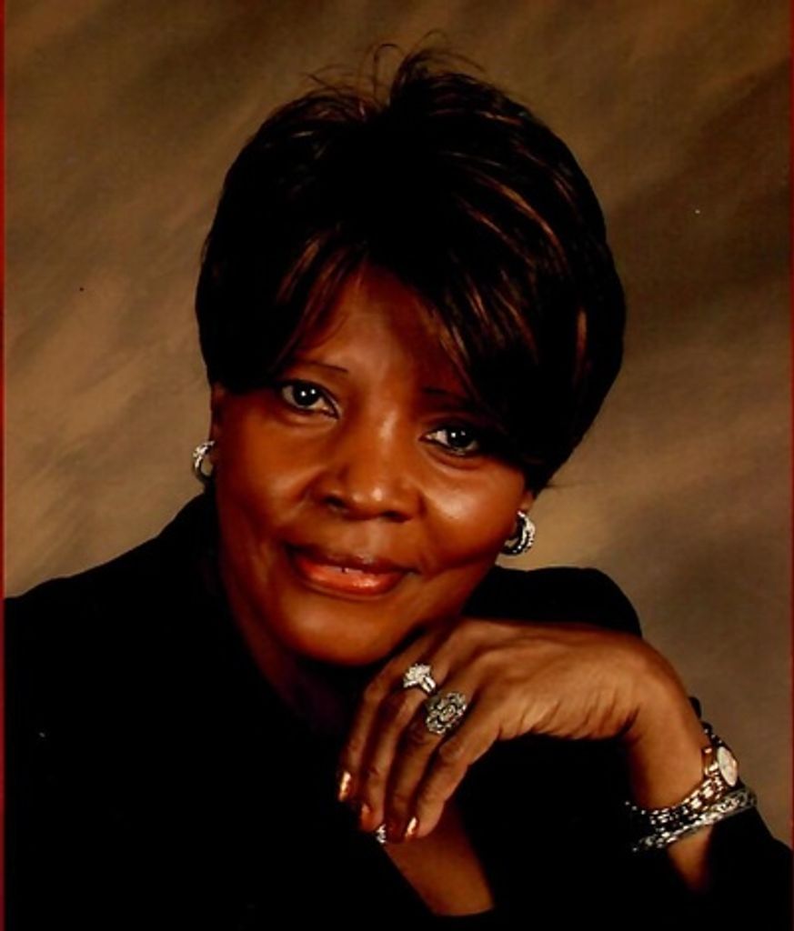 Ms. Annie Cox Carlisle