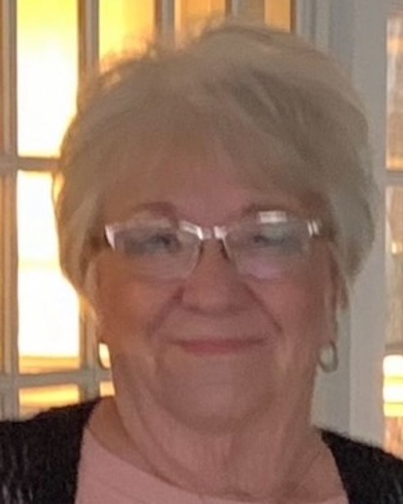 Joann Lowe Jones Profile Photo