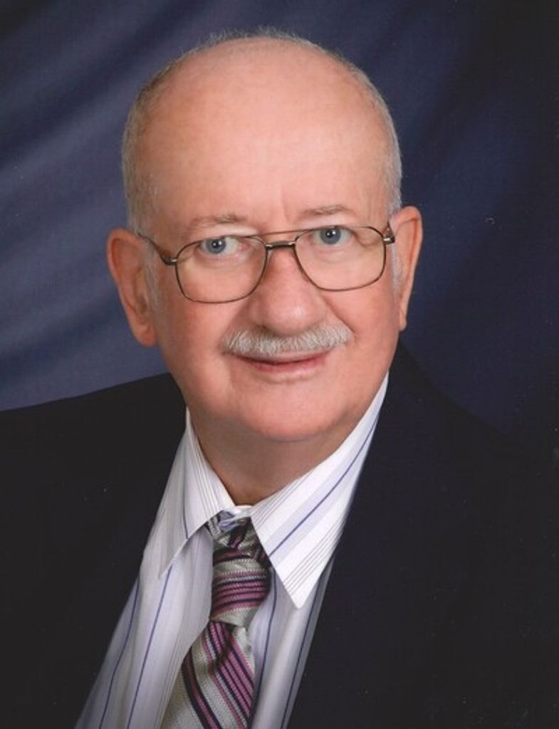 Richard "Dick" Earl Mickow Profile Photo
