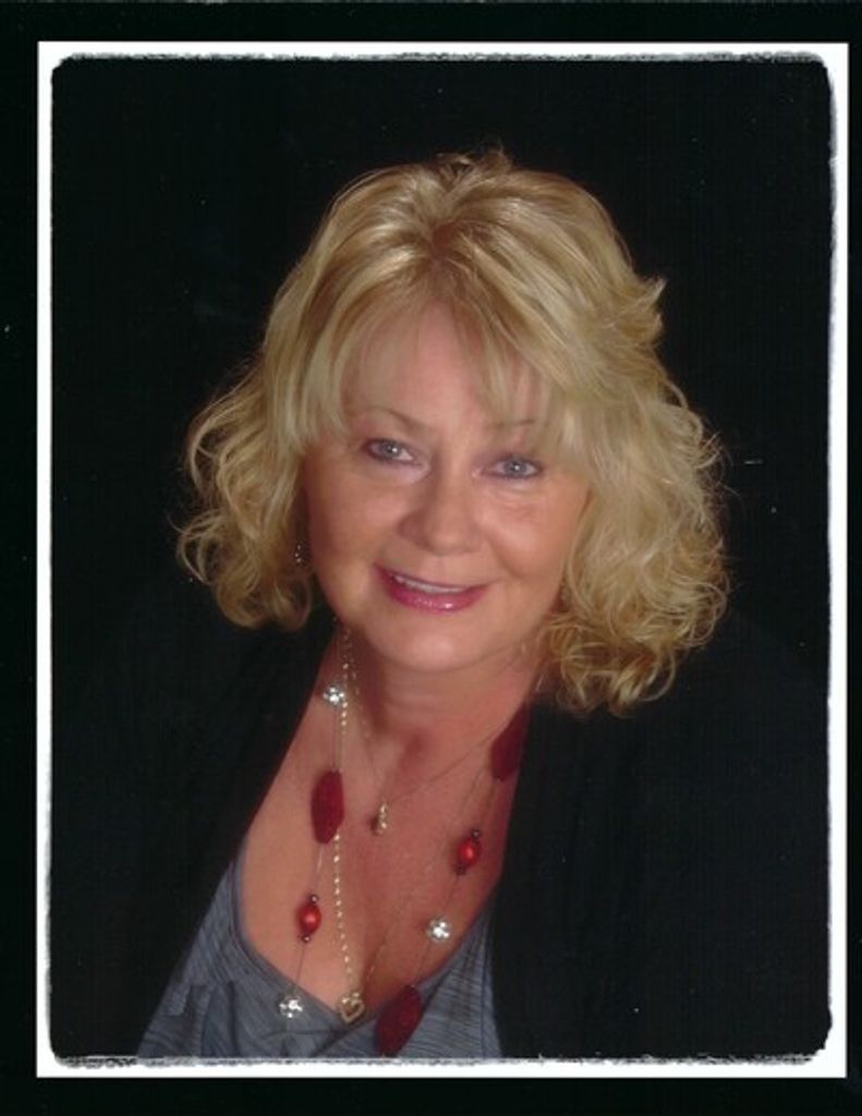 Tina Lee Dus