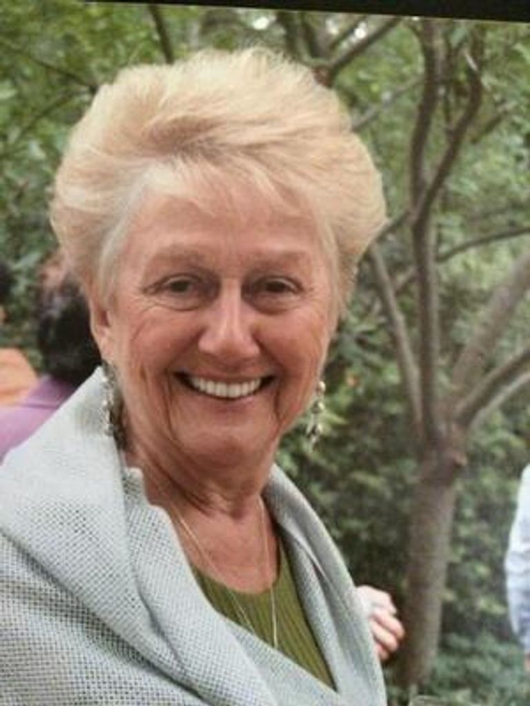 Esta Schiff Profile Photo