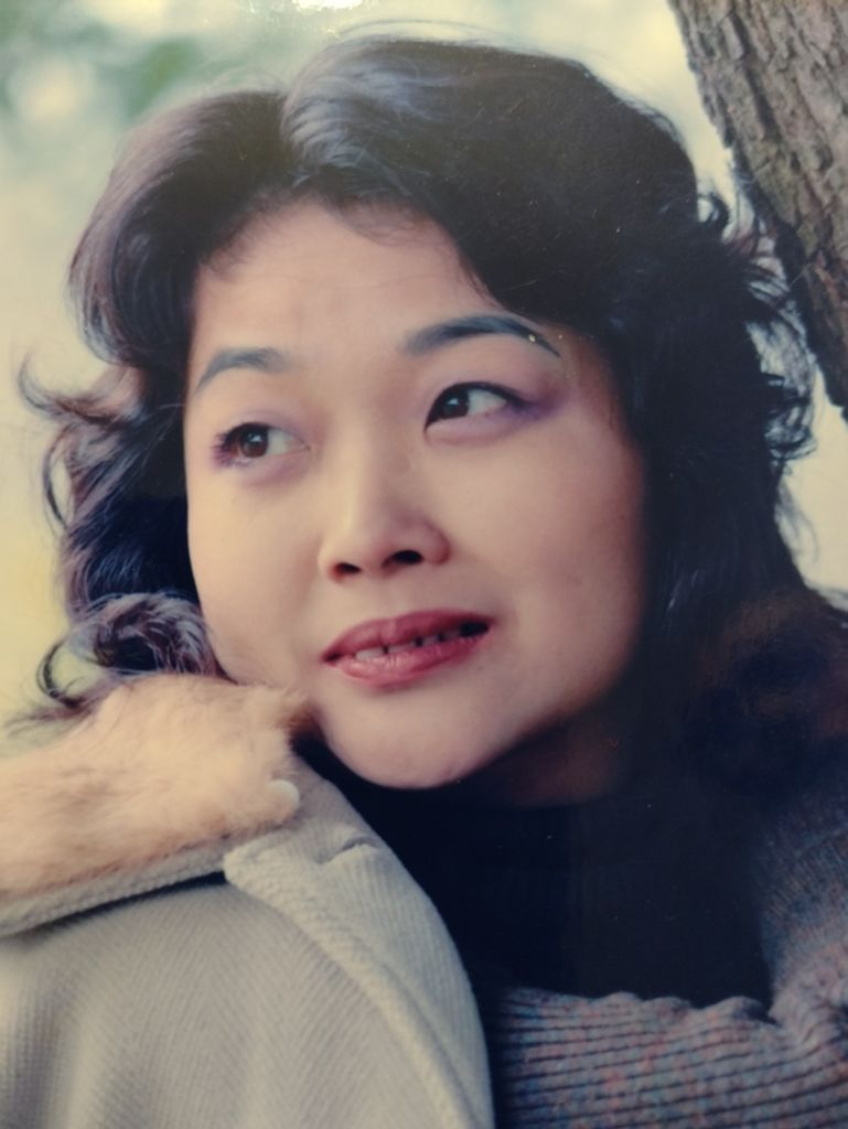 Xiao Li "Lily" Hou
