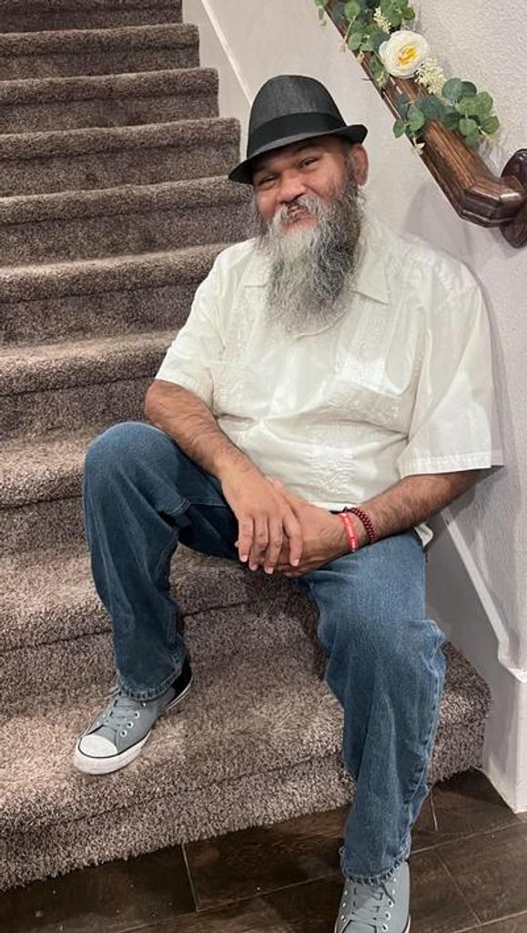 Cristian Rolando Hernandez Profile Photo