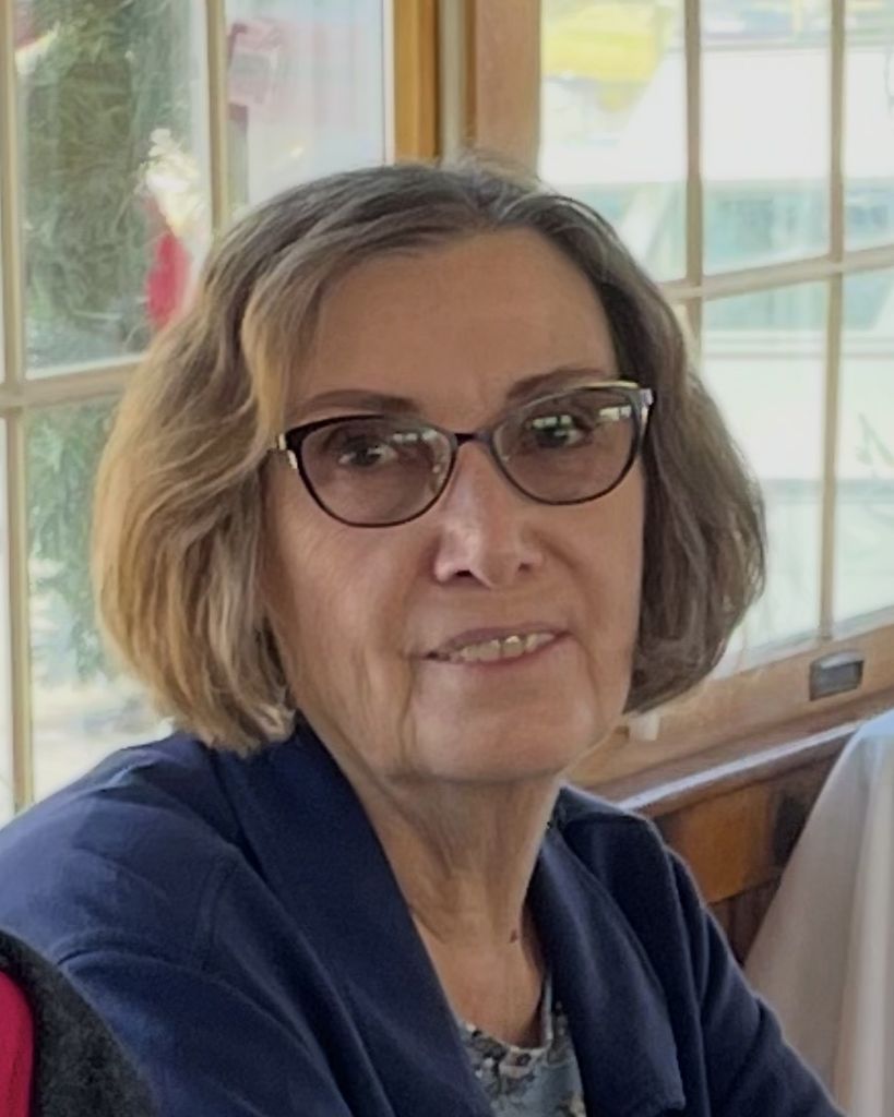 Lynn M Savino Profile Photo