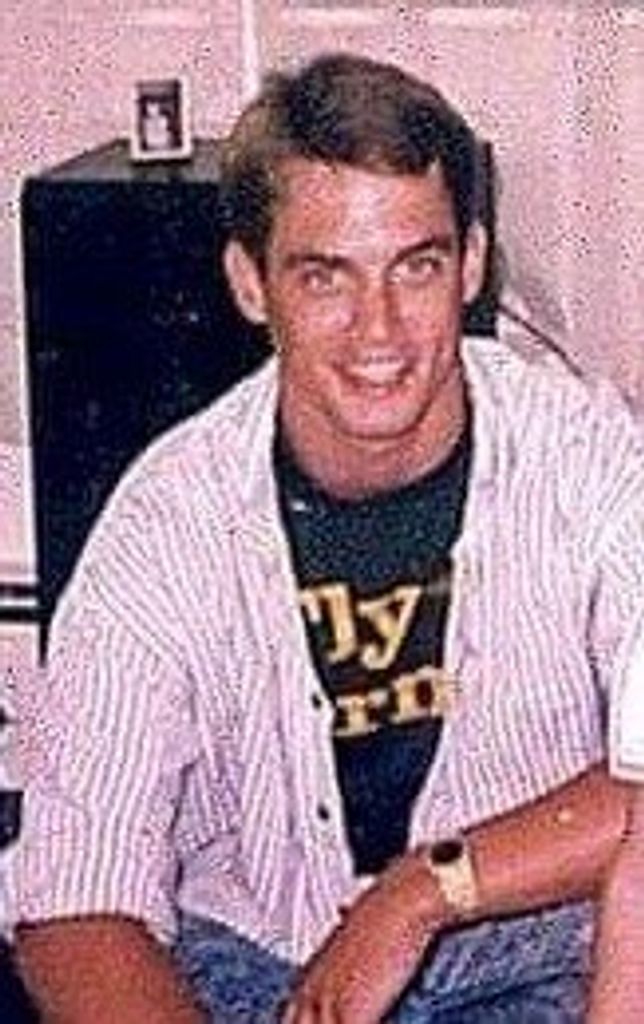Scott Thomas Wood Profile Photo