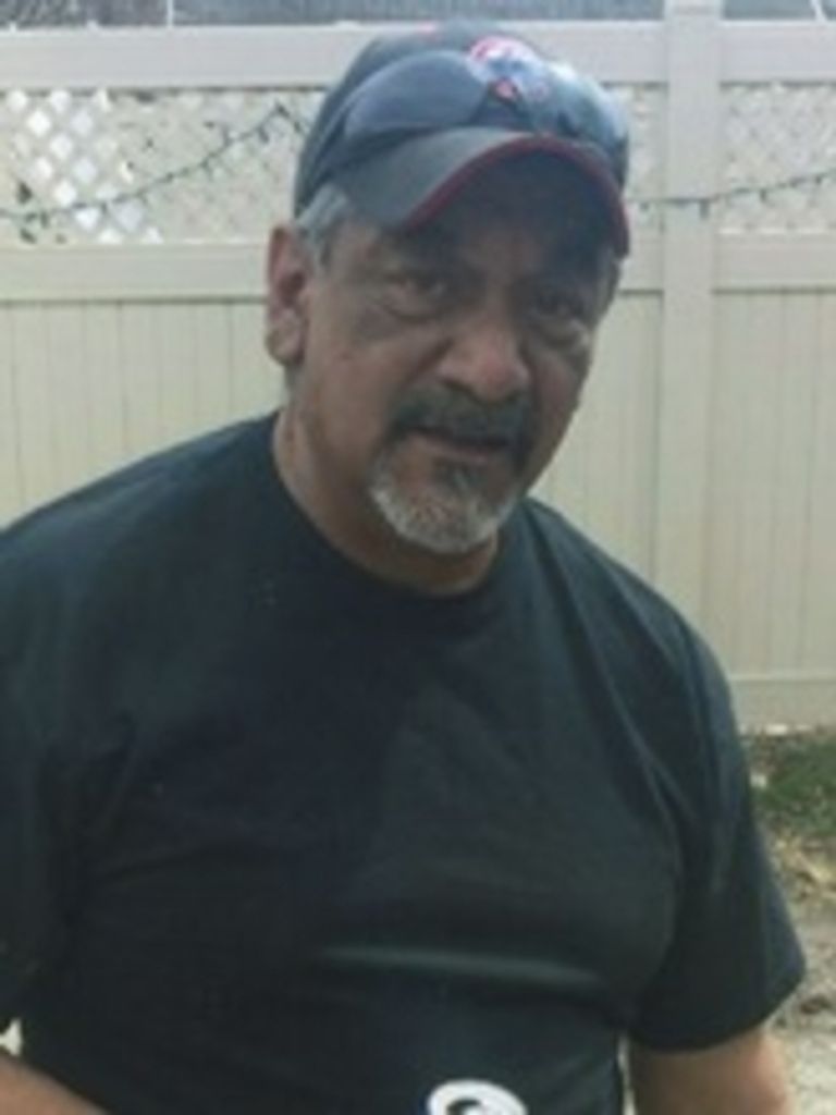 Eduardo Reyes Profile Photo