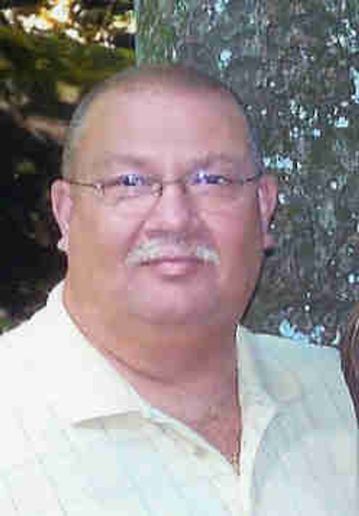 Robin Erlic West Profile Photo