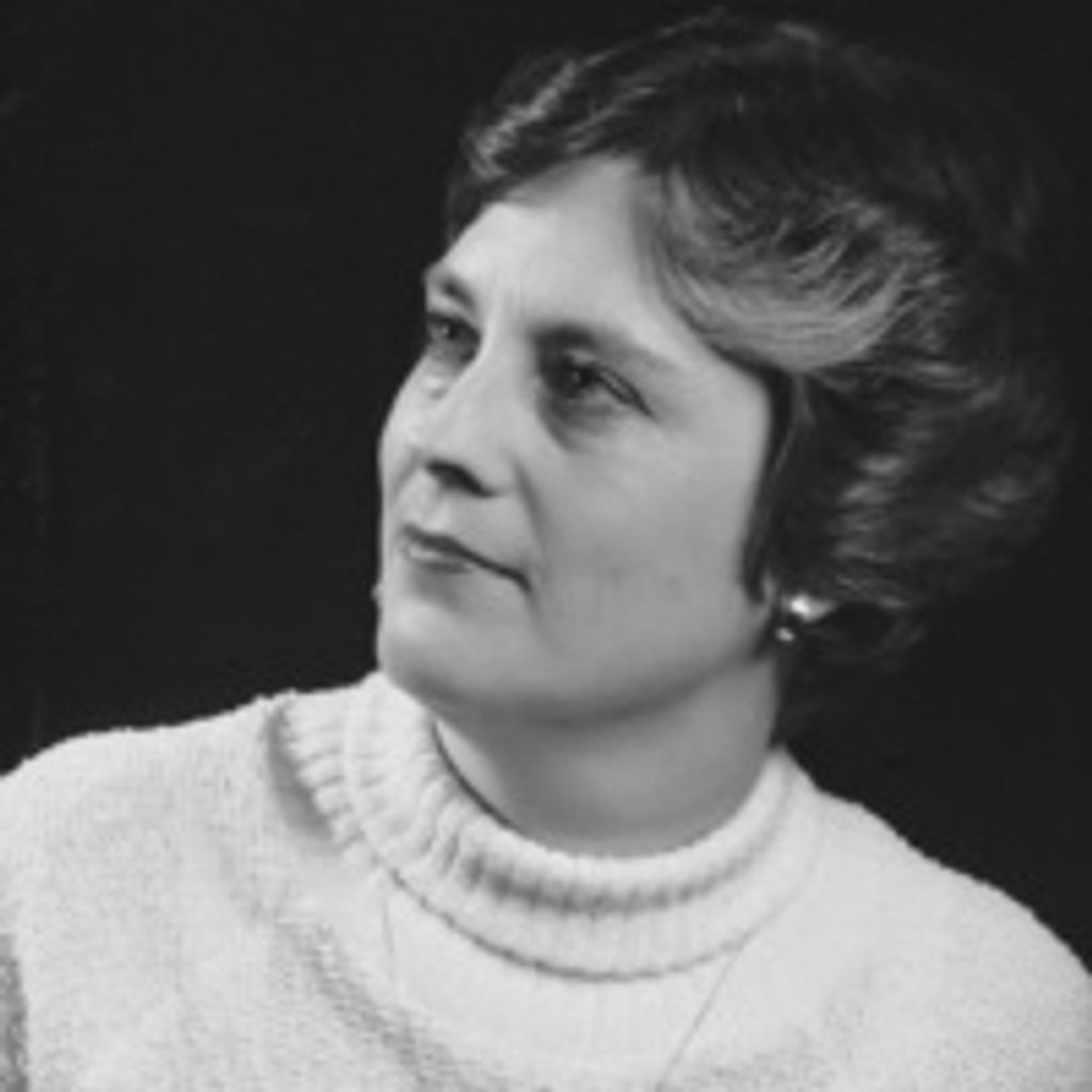 Elsie E Brown