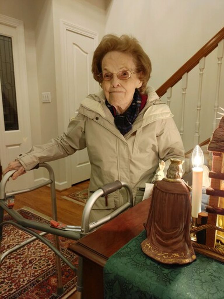 Eskie Iona Lawson Ayers Profile Photo