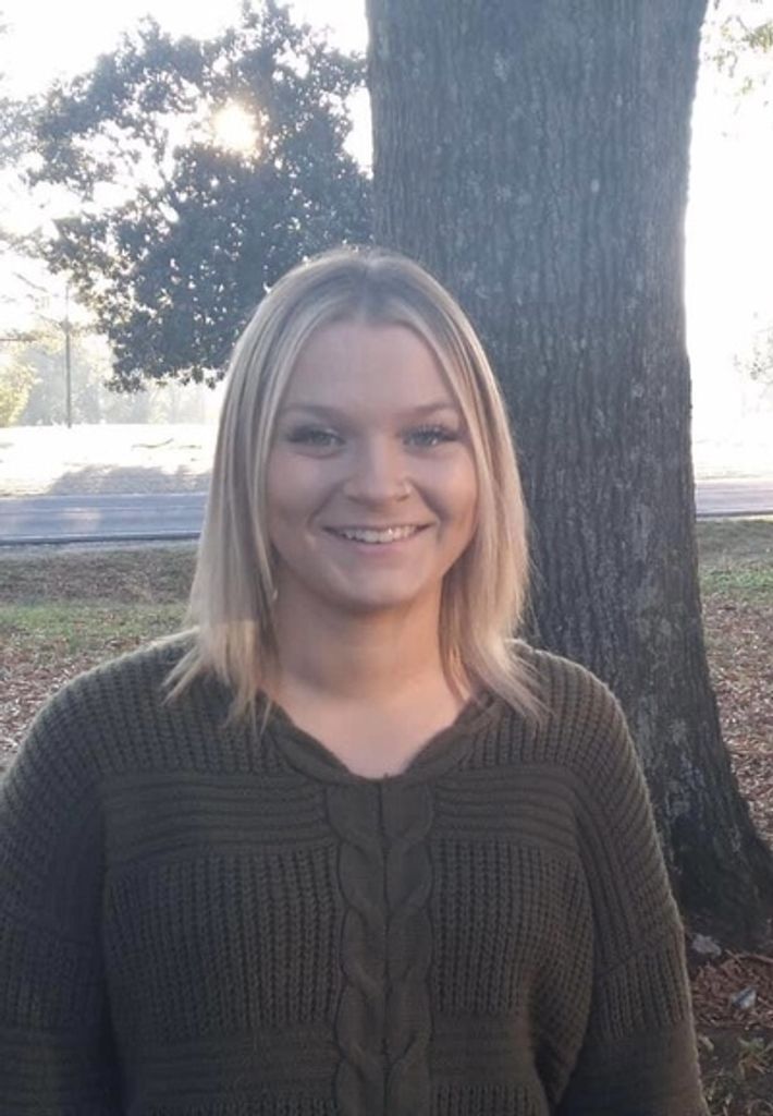 Tarah Nicole Maxine Bertrand Profile Photo