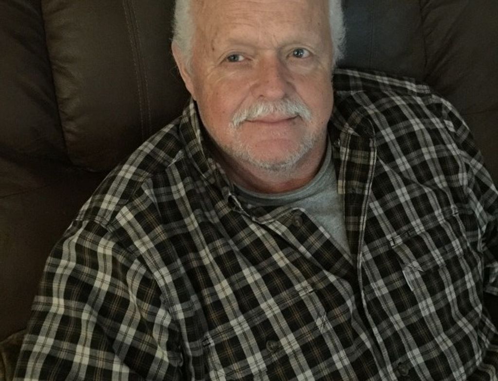 Donald "Donnie" Reid Wall