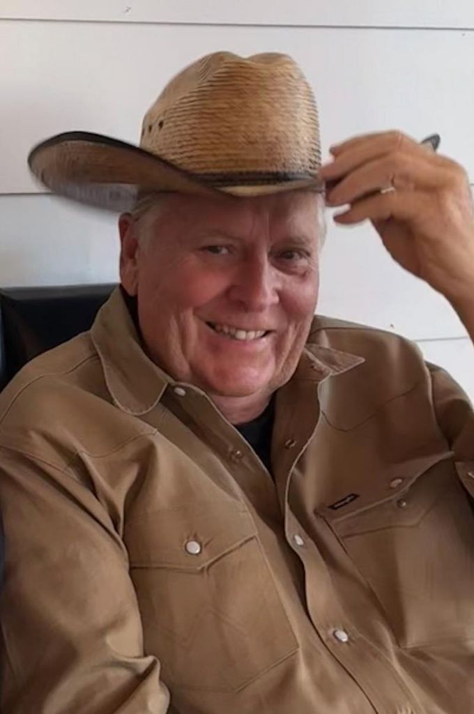 Dennis Harold Weiss Profile Photo