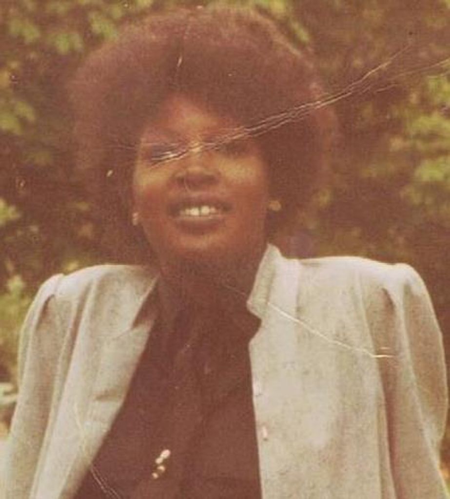 Carolyn Y. Hansom