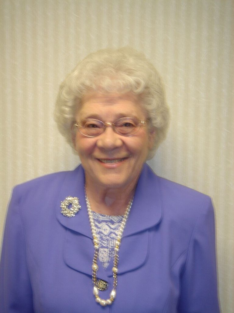 Lydia  Strom