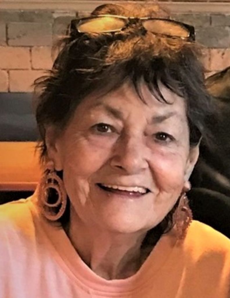 Carolyn Ray Profile Photo