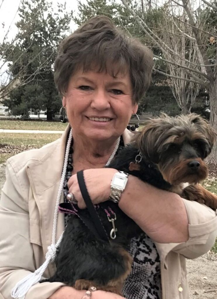 Carol "Joan" Cahoon