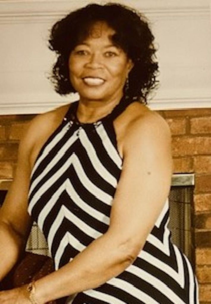 Mrs. Daiezell Harris