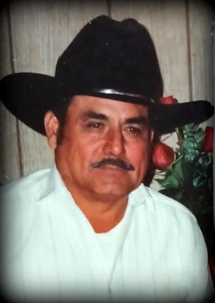 Ruben Jauregui Sr. Profile Photo