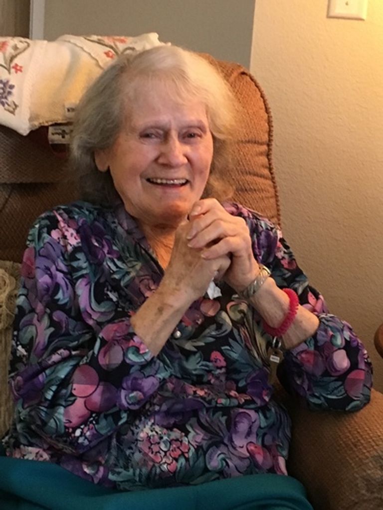 Evelyn Mae Larsen Profile Photo