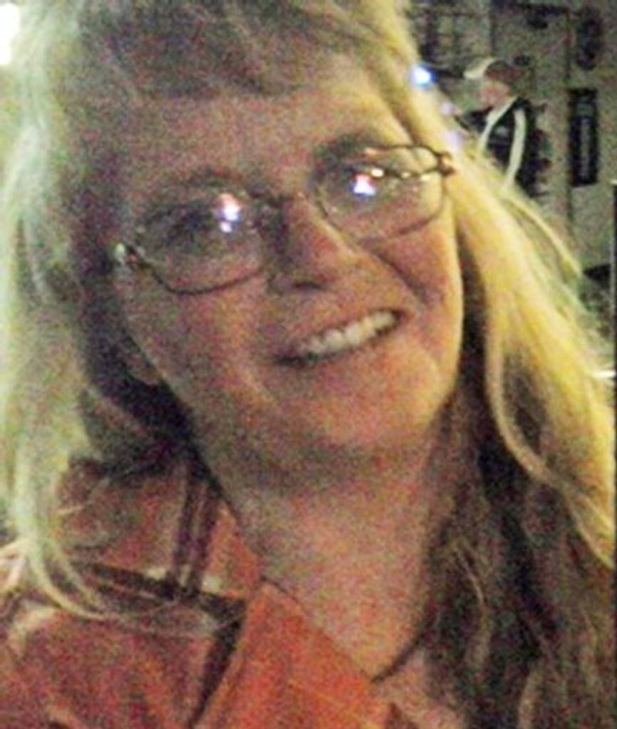 Ellen Lynn Bartlett