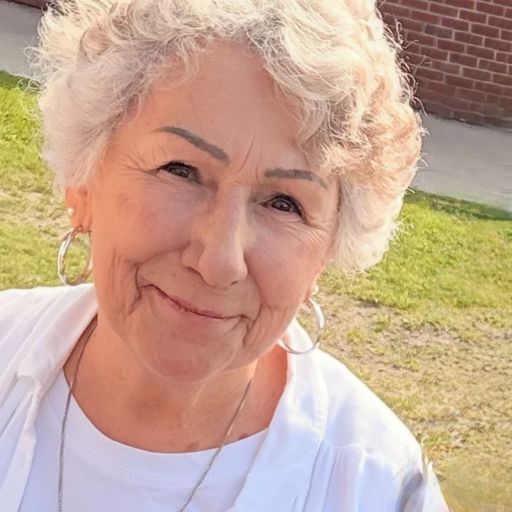 Donna Marie Mouzourakis (Ciaglo) Profile Photo