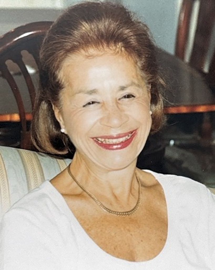 Marie Antoinette Minoli Profile Photo