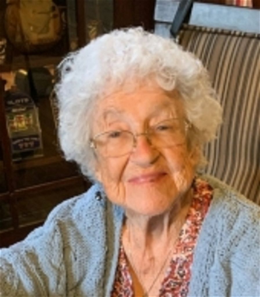 Isabel Marie Pacheco Profile Photo