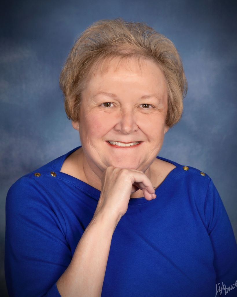 Lynn Lavezzi Profile Photo